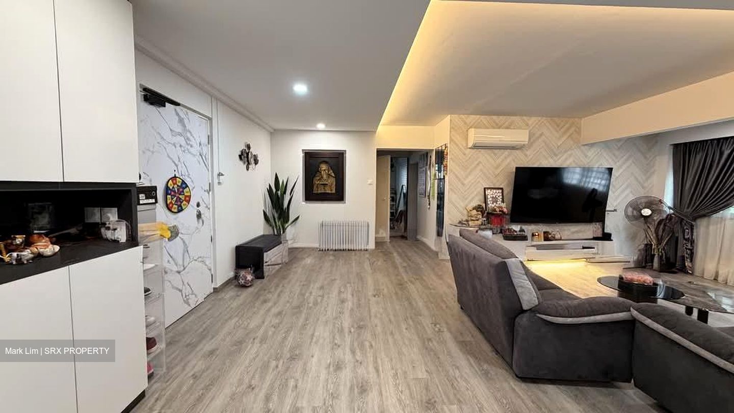 Blk 939 Hougang Street 92 (Hougang), HDB 5 Rooms #536931951